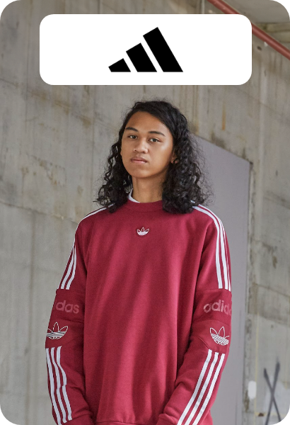 /adidas/fashion-women/?sort[by]=popularity&sort[dir]=desc&limit=50