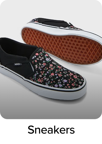 /fashion/women-31229/shoes-16238/fashion-sneakers-24738/lucky-sizes-women-ae-FA_03/?isCarouselView=false&limit=50&sort%5Bby%5D=popularity&sort%5Bdir%5D=desc