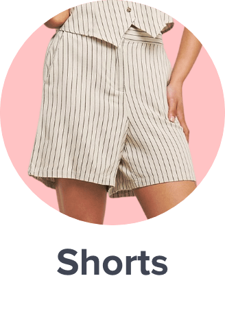 /fashion/women-31229/clothing-16021/shorts-18826/fashion-women/?sort[by]=popularity&sort[dir]=desc&limit=50&page=1&isCarouselView=false