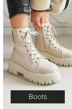/fashion/women-31229/shoes-16238/boots-17908/eg-fashion-women-cat/?sort[by]=popularity&sort[dir]=desc&limit=50