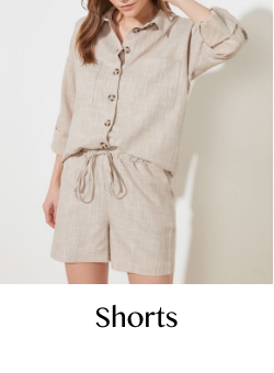 /fashion/women-31229/clothing-16021/shorts-18826/trendyol