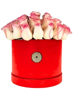 Bloombox Iconic Pink Rose Premium Red Box