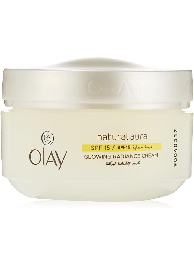 Olay Natural Aura Day SPF 15 Glowing Radiance Cream With Mulberry Extract 50grams - Image 2