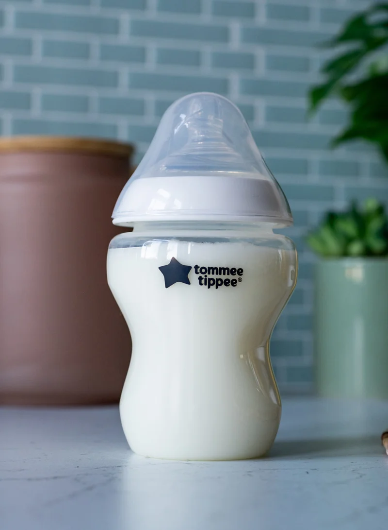 tommee tippee Pack Of 1 Closer To Nature Baby Bottle, Anti-Colic Valve For 0 Months+ 260 ml, Clear