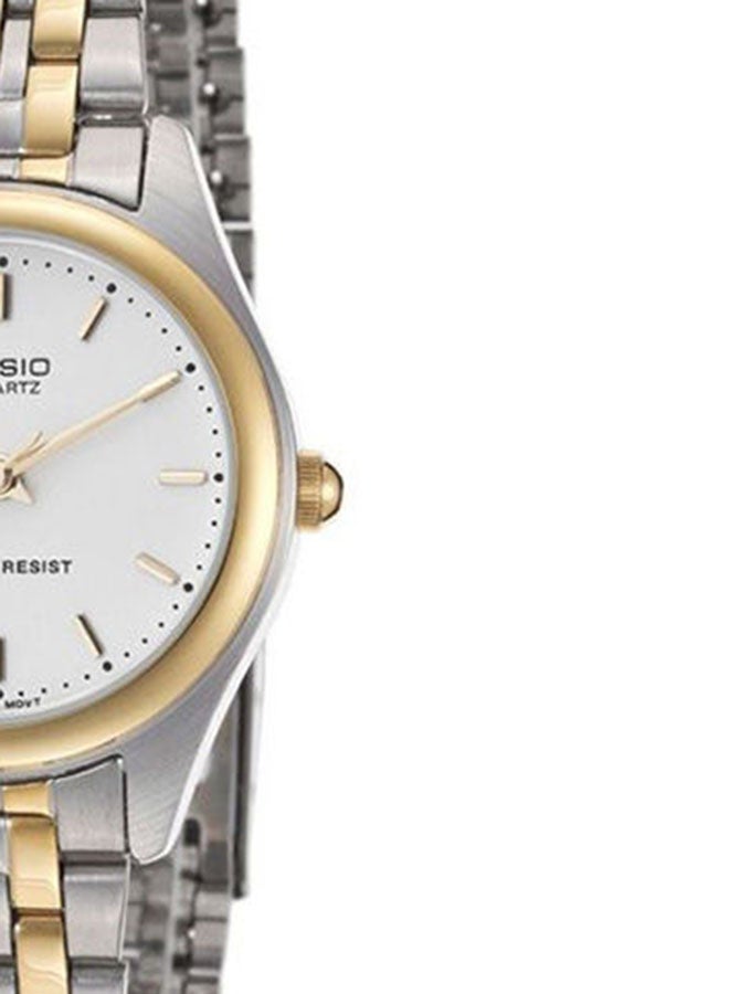 كاسيو ساعة يد بعقارب مقاومة للماء بسوار من الإستانلس ستيل طراز LTP 1129G - 7ARDF - 26 مم - فضي/ذهبي للنساء - Image 5