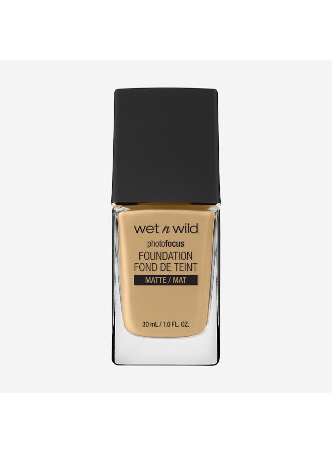 ويت اند وايلد كريم أساس سائل طويل الأمد من فوتوفوكاس بيج ذهبي - Image 2