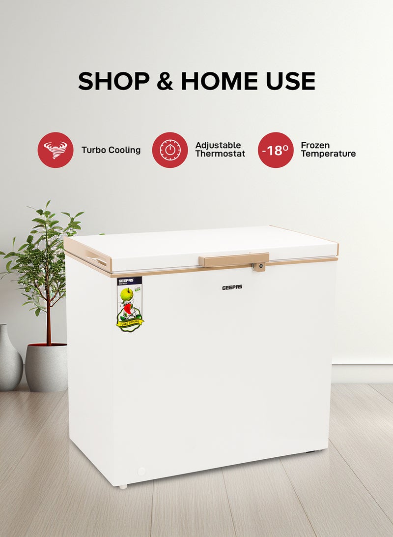 GEEPAS 250L Chest Freezer Adjustable Thermostat -18°C Frozen Temperature | 1pc Food Basket | Compressor Switch off function , 100% HCF & FCKW Free | 125W, High efficiency Monolithic Foaming| LED Light with Lock & Key 250 L GCF2506WAH White  - Image 2