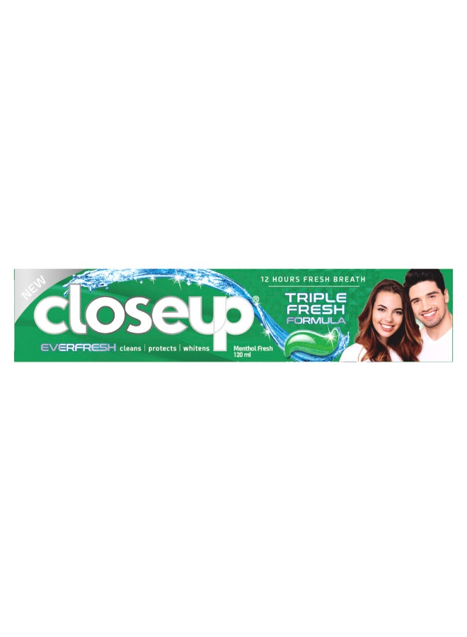 Closeup - Triple Fresh Gel Toothpaste Menthol Fresh Green 120ml - Image 1