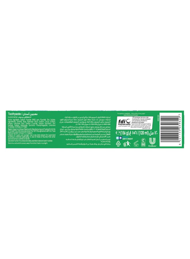 Closeup - Triple Fresh Gel Toothpaste Menthol Fresh Green 120ml - Image 1