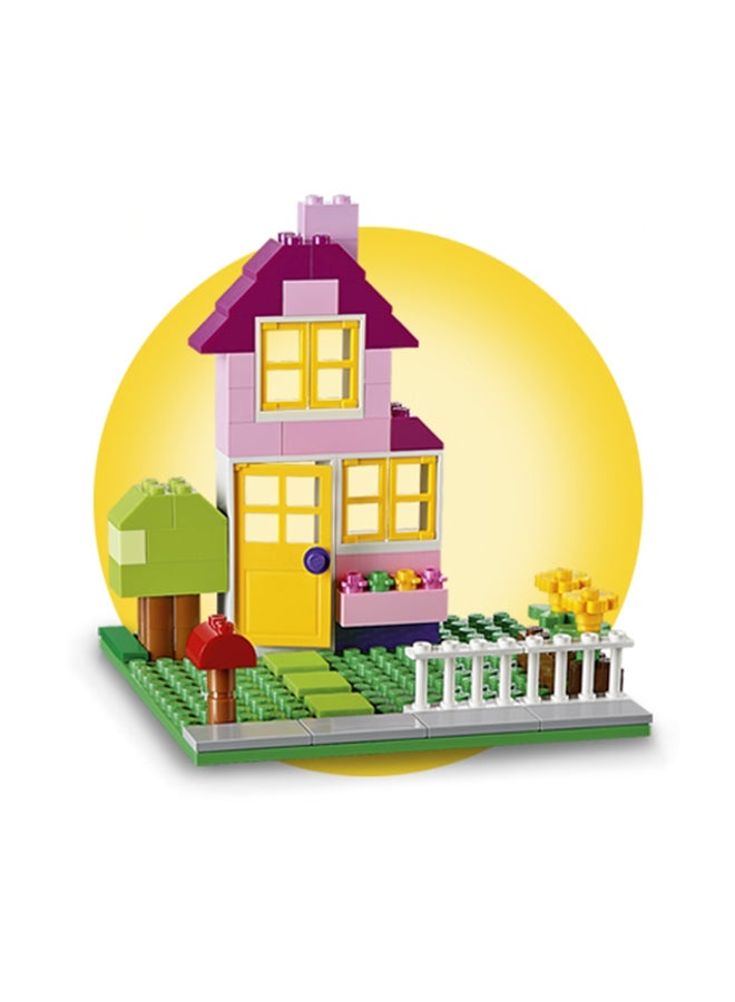LEGO - 6102214 LEGO Classic Large Creative Brick Storage Box Set, Building Toys for 4 Plus Year Old Boys & Girls, Creative Construction Kit with Windows, Doors, Wheels and a Green Baseplate, Gift for Kids 10698 (790 pieces) 790 4+ Years - Image 1