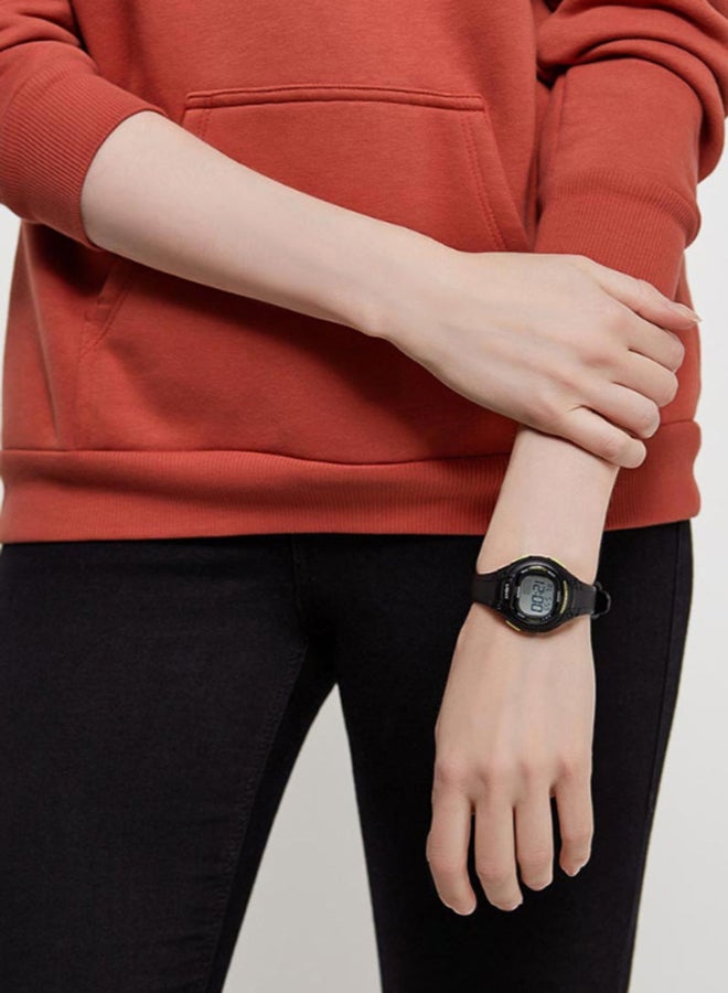 كاسيو ساعة يد رقمية بسوار من الراتينج طراز LW-203-1BVDF للنساء - Image 4