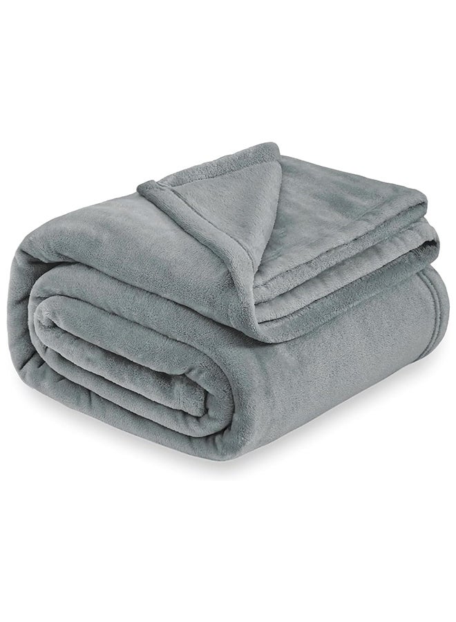 Fabienne - Premium Quality Long Lasting Super Soft Easy Care Bed Blanket Light Weight Washable Plain Single Blanket Flannel Grey 150x200cm - Image 1