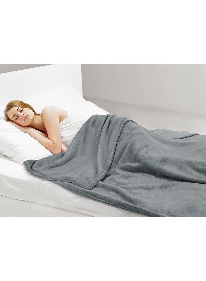 Fabienne - Premium Quality Long Lasting Super Soft Easy Care Bed Blanket Light Weight Washable Plain Single Blanket Flannel Grey 150x200cm - Image 1