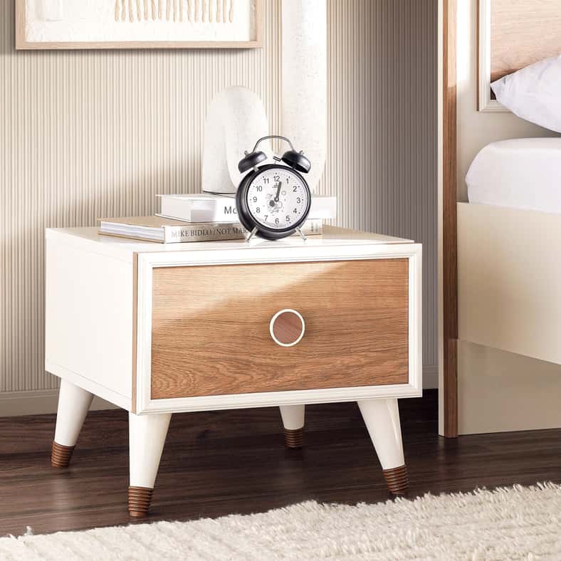 بان هوم  طاولة بوباي جانبية أبيض 46 x 48 x 40سم - Image 1