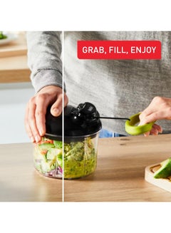 تيفال TEFAL مفرمة طعام يدوية | مفرمة 5 ثوانٍ | 900 مل | سريعة وسهلة الاستخدام | شفرات فولاذ مقاوم للصدأ | آمنة | نتائج متعددة الاستخدامات | أسود / ليمون غامق | ضمان لمدة سنتين | K1320404 900ملليلتر  - Image 2