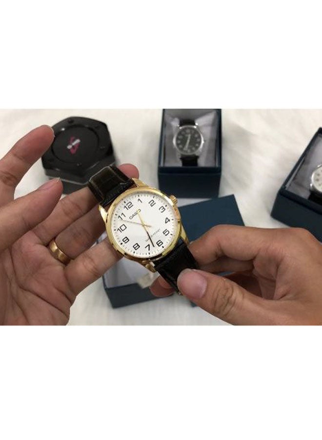 CASIO Women's Water Resistant Leather Analog Watch LTP-V001GL-7BUDF - 31 mm - Black - Image 4