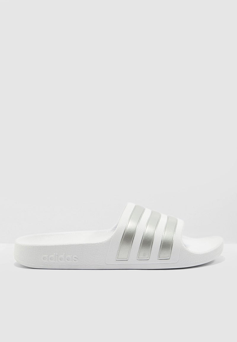 Adilette Aqua Slides White - pnsku/N30262312V/45/_/1734589954/543e10f9-6ec9-4ab9-913d-6cdbd95b2d13