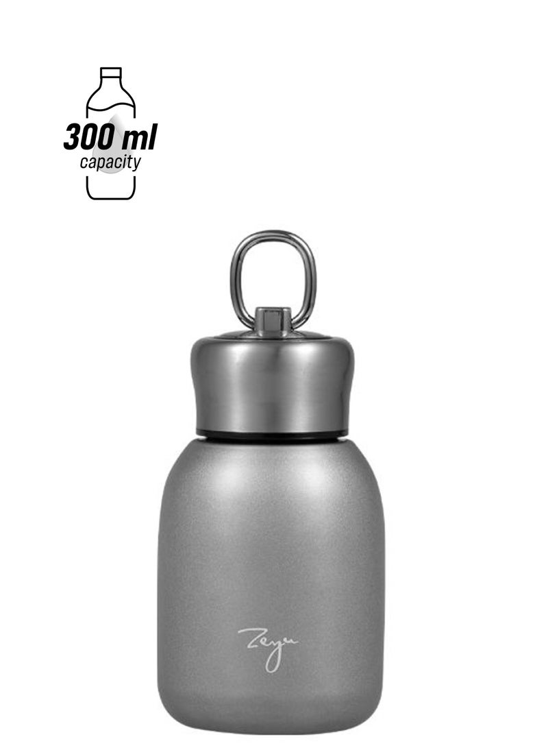 زجاجة مياه بتصميم عازل ومفرغ من الهواء فضي - Image 1