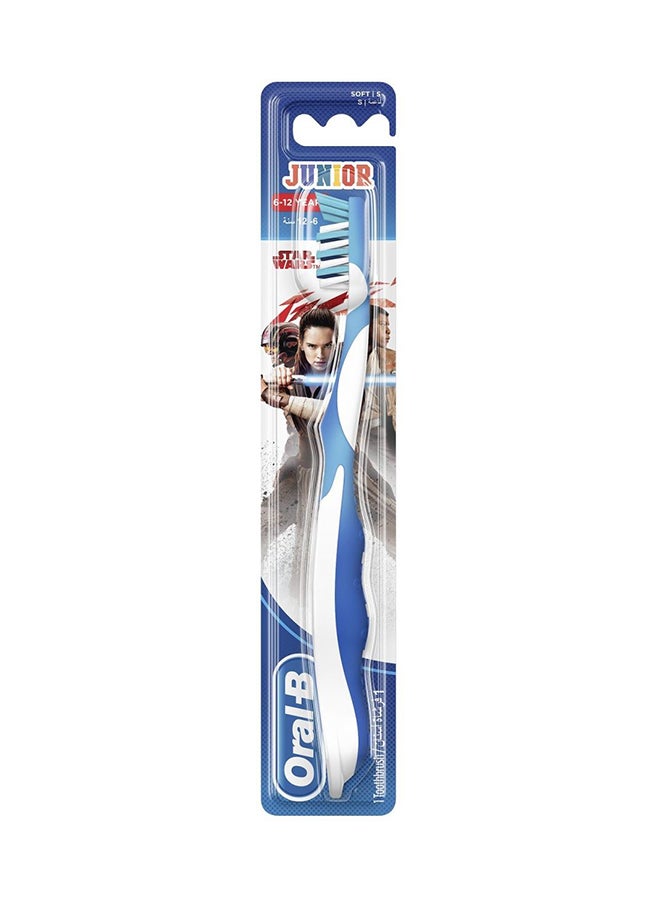 Oral-B - Junior Star Wars Soft Manual Toothbrush  6+ Years - Image 1