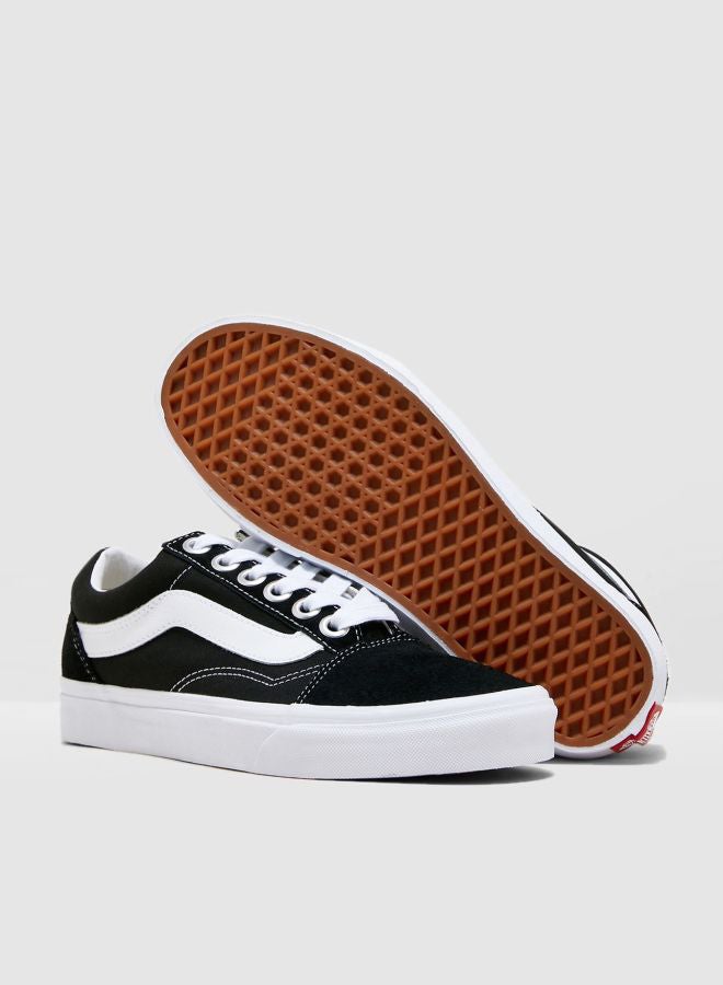 فانز سنيكرز أولد سكول بنعل سميك لون أسود - Image 4