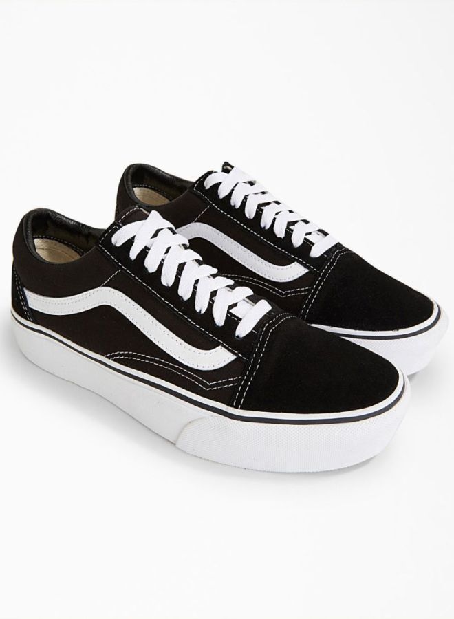 فانز سنيكرز أولد سكول بنعل سميك لون أسود - Image 2