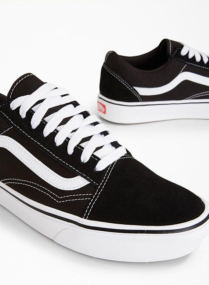 فانز سنيكرز UA كومفي كوش أولد سكول أسود كلاسيكي/أبيض ناصع - Image 4