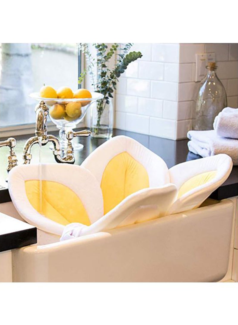 SAPU - Comfortable Baby Bath Seat Flower Shaped (4 Petal) Bathtub - Ideal For 0 To 6 Month Baby - Fits In All Sinks - Image 1