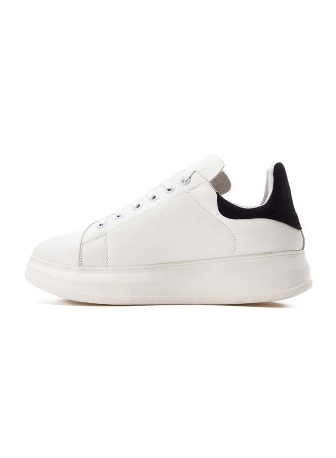 Comfortable Low Top Sneakers White - Image 3