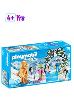 9282 38-Piece Ski Lesson Family Fun Building Set 9282 38 4+ Years