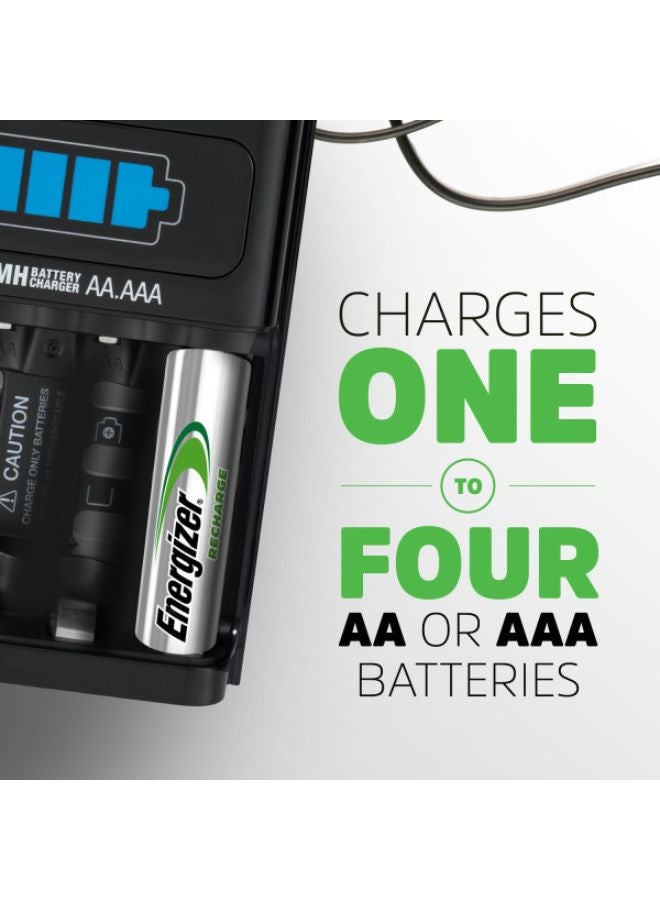 إنرجايزر شاحن بطارية يناسب جميع الأجهزة ومزود بمؤشر حالة بإضاءة LED لسهولة القراءة أسود - Image 2