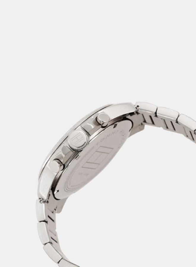 تومي هيلفيغر ساعة يد كرونوغراف مقاومة للماء طراز 1791348 للرجال - Image 3