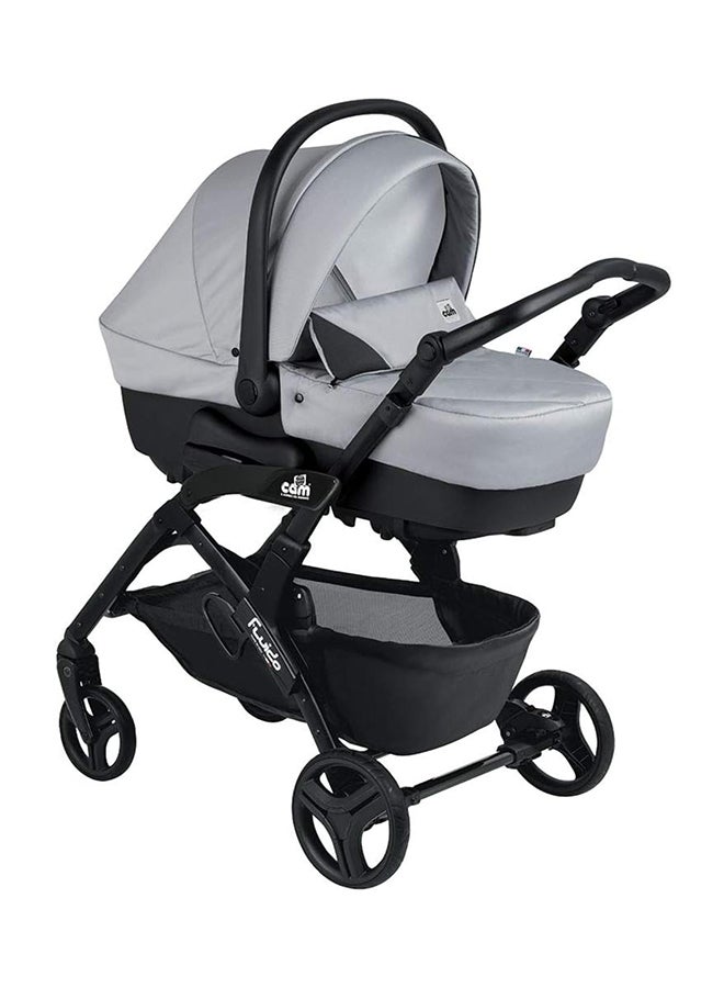 Cam نظام سفر فلويدو إيزي بيبي - رمادي فاتح، مسند ظهر قابل للتعديل في 3 أوضاع، من عمر 0 إلى 4 سنوات، 22 كجم، حزام أمان بخمس نقاط، قائم بذاته عند طيه، صنع في إيطاليا - Image 1