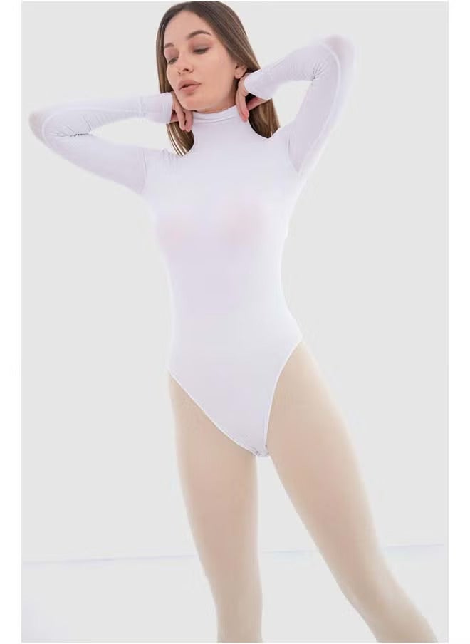 Carina - Carina Wear Spanish-N- White - Image 1