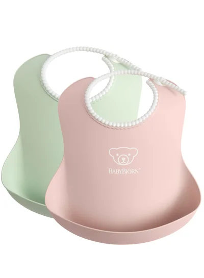 بيبي جورن Pack Of 2 Plastic Bibs For Baby Green And Pink