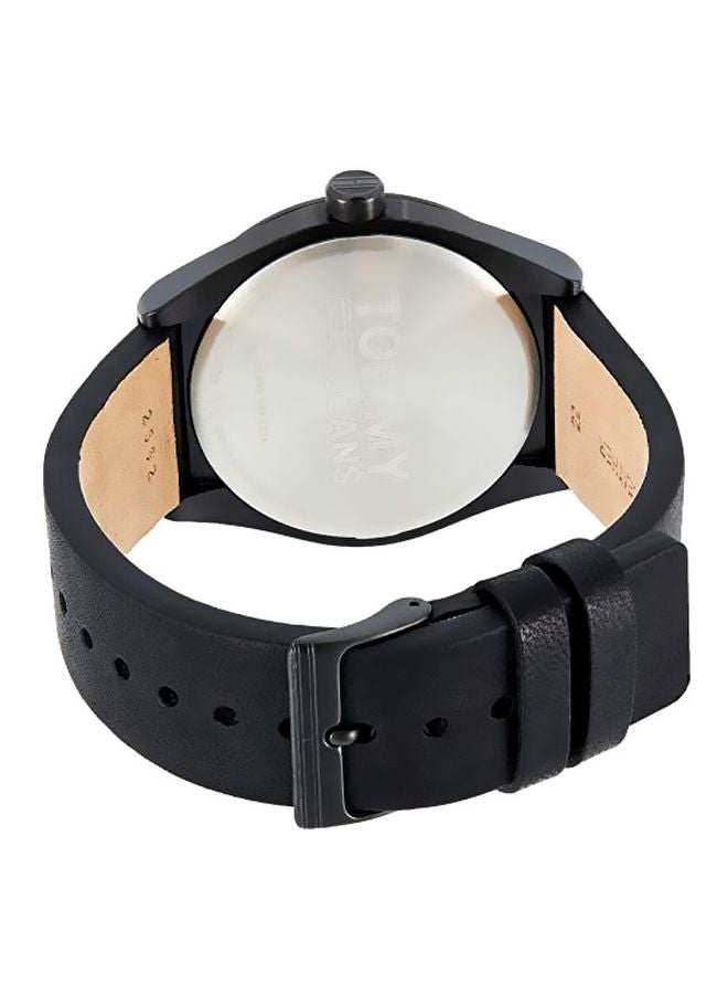 تومي هيلفيغر ساعة يد بعقارب وسوار من الجلد طراز 1791773 للرجال - Image 2