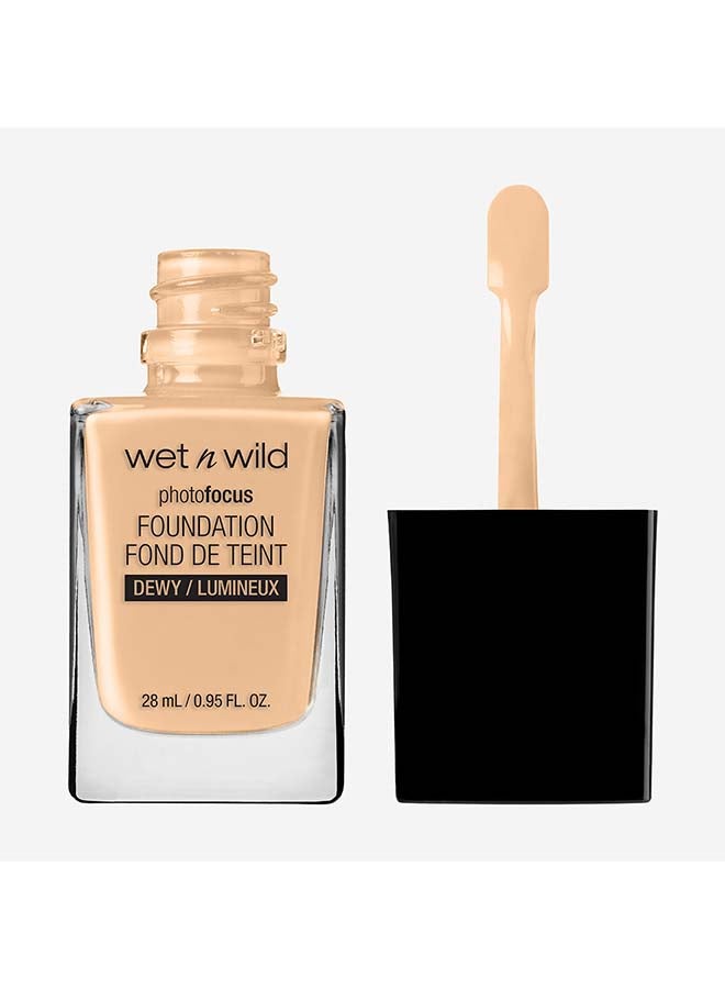 ويت اند وايلد كريم أساس سائل فوتو فوكس ديوي بيج هادئ - Image 1