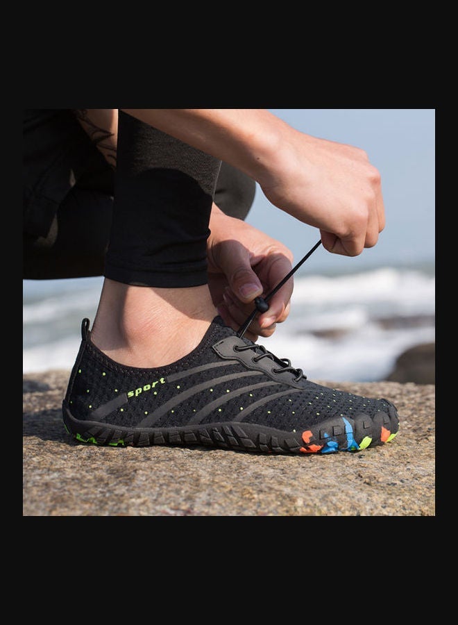 Beauenty Men's And Women's Outdoor Wading River Tracing Five Finger Fast Drying Beach Shoes black - Image 1