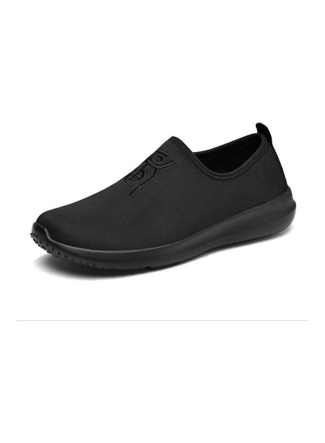 Beauenty Solid Slip-On Shoes Black - Image 3