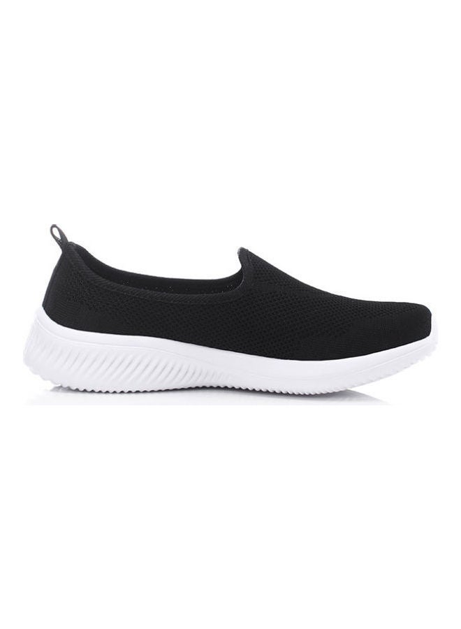 Beauenty - Lightweight Comfortable Slip-On Shoes Black - Image 1