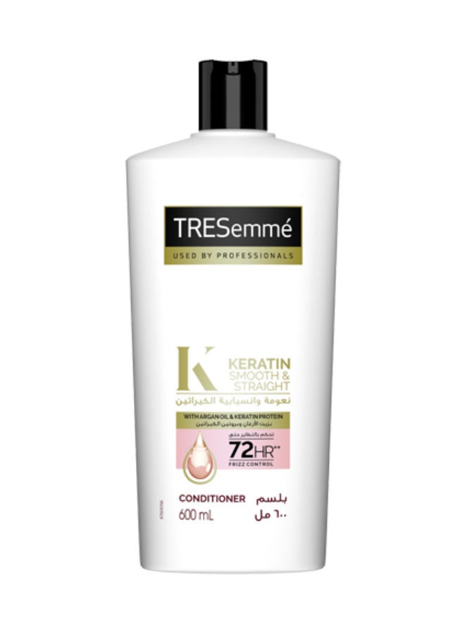 تريزيمي - بلسم TRESemmé بالكيراتين ناعم ومستقيم - Image 1