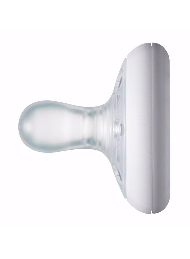 tommee tippee Pack Of 2 Breast-Like Soother Skin-Like Texture Symmetrical Orthodontic Design BPA-Free Includes Sterilizer Box For 0-6m - Assorted  - Image 5