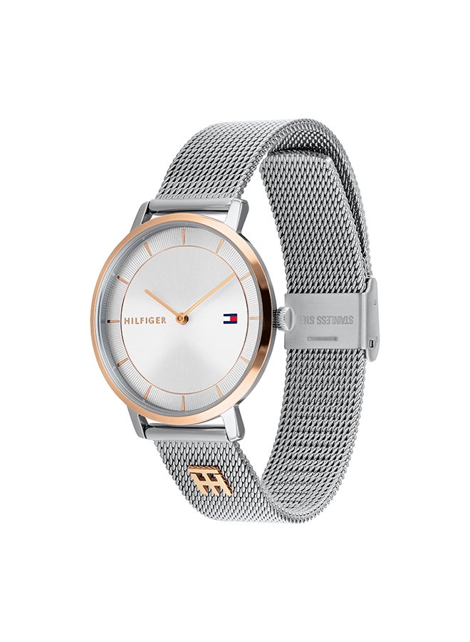 تومي هيلفيغر ساعة يد بعقارب بسوار من الستانلس ستيل طراز 1782288 للنساء - Image 4