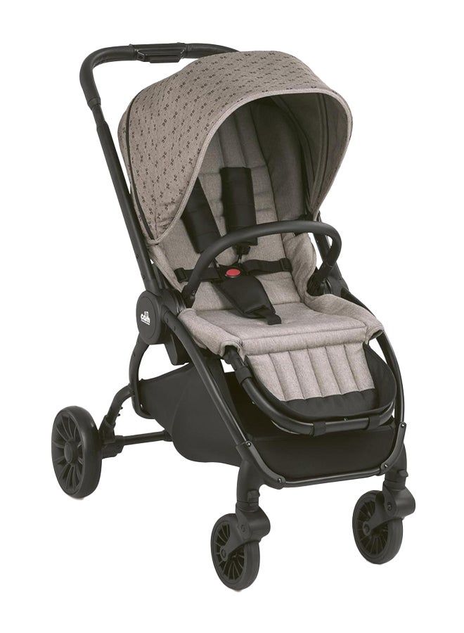 cam Vogue Baby Travel System - Grey, From 0 To 4 Years Old, Spacious Carrycot, Mattress, Hood With Extendable Sun Visor, Rocking Function, Compact Folding Pushchair, Made In Italy, Safety Harness  - Image 4
