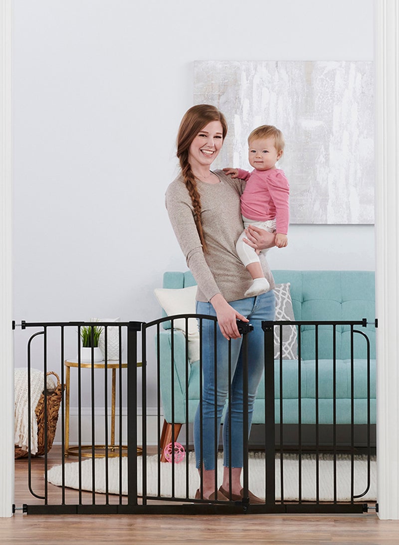 Regalo Home Accents Super Wide Safety Gate  - Image 4