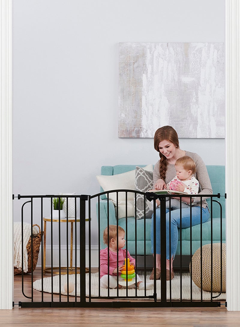 Regalo Home Accents Super Wide Safety Gate  - Image 3