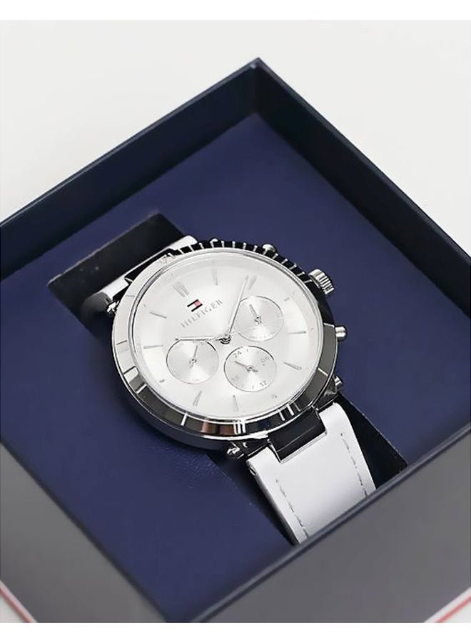 TOMMY HILFIGER Women's Leather Analog Watch-1782352 - Image 5