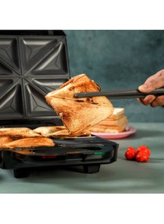 GEEPAS "3-IN-1 Multi Snack Maker 1400 W |  Grill, Waffle and Sandwich Maker, Non-Stick Interchangeable Cooking Plates| Automatic Temperature Control with Indication Lights, Overheat Safety Protection| 2 Years Warranty 1400 W GGM36534 Black/Silver  - Image 3
