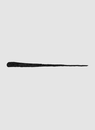Ultimate Pen Eyeliner 01 Black - view 2