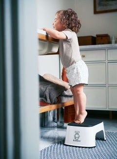 BABYBJORN Baby Step Stool White And Grey  - Image 4