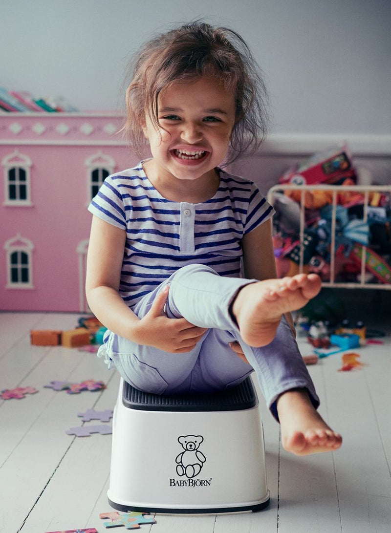BABYBJORN Baby Step Stool White And Grey  - Image 5